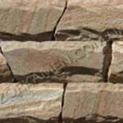 Плитка рустованная (сколотая) из природного камня песчаника для облицовки стен Кастл 2, код С27