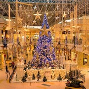 Новогоднее оформление торгового центра. Ташкент фото