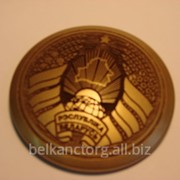Герб Республика Беларусь,дерево,резьба,напыление,диаметр 9 см. фото