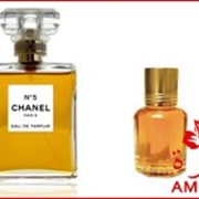 Chanel № 5 женские группа ароматов: цветочные альдегидные. Культовый “букет абстрактных цветов, женственность которых вне времени“. фотография