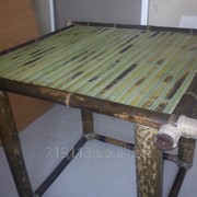 Столик из бамбука фото