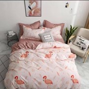 Семейный комплект постельного белья из сатина “Mancy A+B“ Персиковый с розовыми листиками и фламинго и фото