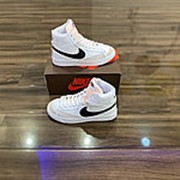 Кроссовки Nike Blazer mid off white фотография