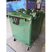Пластиковые мусорные контейнеры