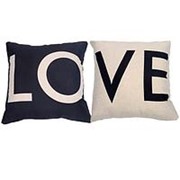Диванные подушки LOVE фотография