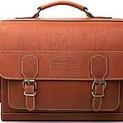 Рыжий портфель из толстой кожи с карманами по бокам фото