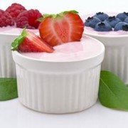 Йогурт МОЛТИ весовой вишня. фото