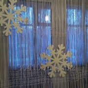 Объемные снежинки, новогодний декор из пенопласта фото