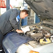 Обслуживание и ремонт автомобилей фото