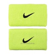 Hапульсники теннисные Nike Swoosh Wristbands Double Wide (2 шт.) Atomic Green фотография