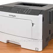 Упрощенное техническое обслуживание принтеров для рабочих групп фотография