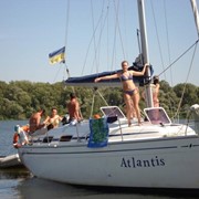 Аренды яхты, прогулки по Днепру на катере фото