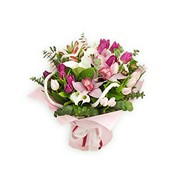 Букет цветов из 21 тюльпана, 3 орхидеи, 5 альстромерий фото