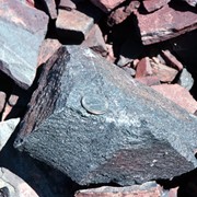 Железосодержащая руда кусковая фото
