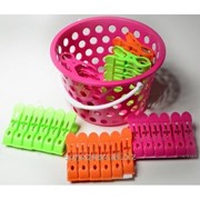 Корзинка с прищепками для белья 19 шт. фото