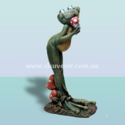 Садовая скульптура Лягушка вокалистка фотография