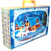 Подарок для детей № 9 - Стандарт - Новогодняя упаковка конфет ведущих украинских фабрик, в блестящем картонном чемоданчике. Масса: 1200 г