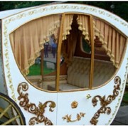 Кареты свадебные,стоимость по договоренности фото