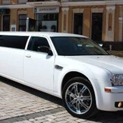 Аренда лимузина Chrysler 300C White Star