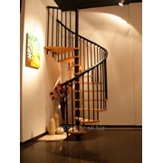 Винтовая лестница фотография