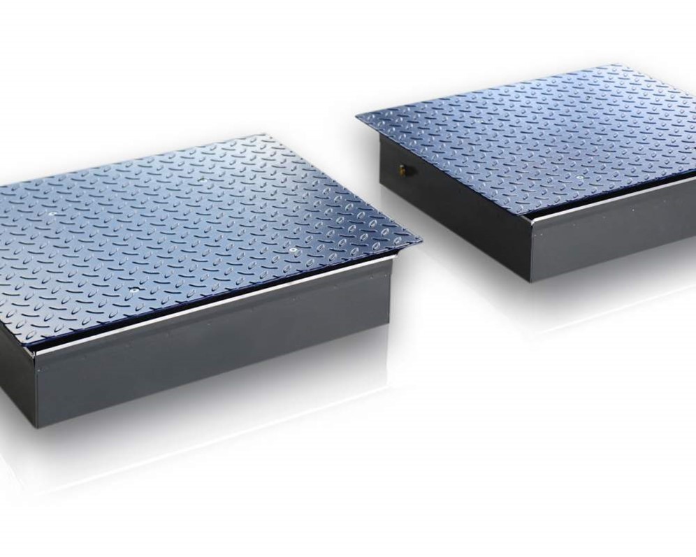 Sz 4. Стяжки нейлоновые. Контактор перенапряжений. Подножка 24"-28" центральная. Sz 4.