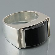 Кольцо серебряное мужское (Арт.041355) Серебро 925 пробы, оникс Вес: 11.0 г фото