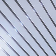 Потолки реечные подвесные Албес AN85А белая со вставкой суперхром фотография