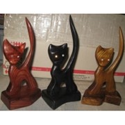 Деревянные сувениры, деревянные сувениры оптом от производителя, кошки деревянные сувениры. фото