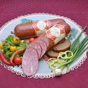 Варено-копченые колбасы фотография