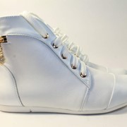 Белые ботинки кожаные фото
