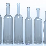 Бутылки бесцветного стекла фото