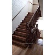 Элитная деревянная лестница фото