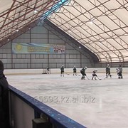 Крытый хоккейный корт фото