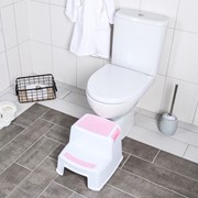 Подставка - ступенька детская с прорезинеными ступеньками, цвет белый/розовый фотография
