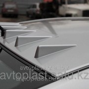Накладка на крышу с плавниками Hyundai Accent фотография