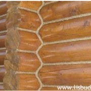 Конопатные работы для утепления срубов при строительстве деревянных домов