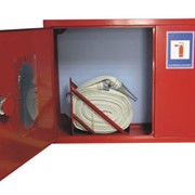 Шкаф для пожарного крана фотография