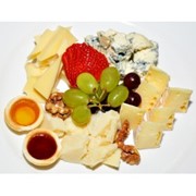 Доставка холодных закусок - Ассорти из элитных сыров фотография