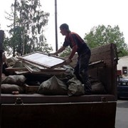 Вывоз и уборка мусора,демонтаж фото