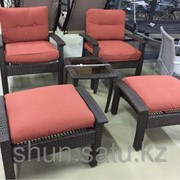 Набор мебели, стол + 2 кресла + 2 пуфа (искусственный ротанг) фото