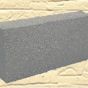 Блок полнотелый бетонный перегородочный фото