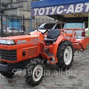 Трактор Kubota L1-215 фото