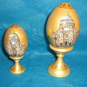 Пасхальные яйца с росписью и лаком фото