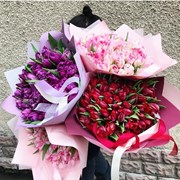 Тюльпаны поштучно разноцветные фото