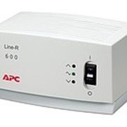 Стабилизатор напряжения APC Line-R 600VA (LE600I) фото