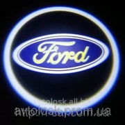 Проекция логотипа автомобиля Ford фото