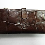Женский тёмно-коричневый кожаный кошелек фото