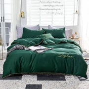 Полутораспальный комплект постельного белья из сатина и жатки “Mency“ Однотонный с надписью зеленый фото