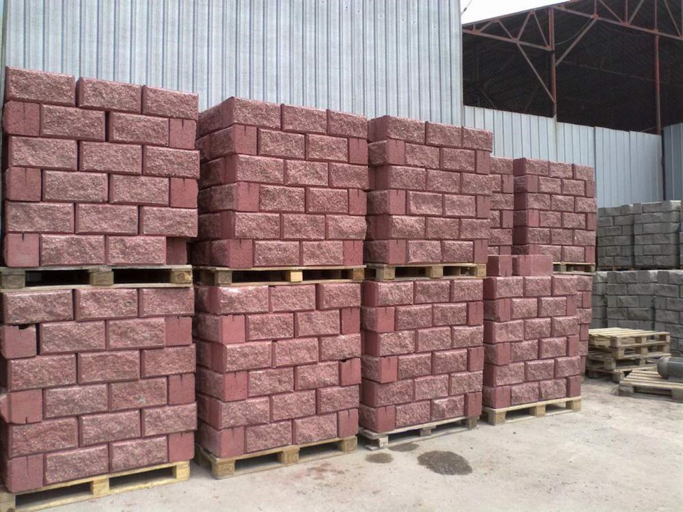 Пескоцементный блок 390х190х188 4-х пустотный. Блок керамзитовый стеновой 2-х пустотный скц-1р. Желтые шлакоблоки. Блок стеновой керамзитобетонный красный. Сплитерный блок.