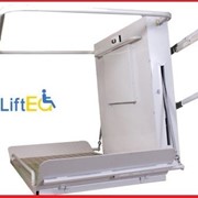 Подъемная платформа наклонная / подъемник для инвалидов наклонный фото